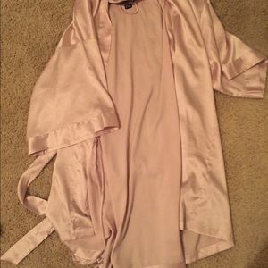 VS Silk Robe